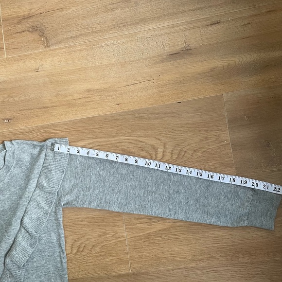 GAP Gray Knit Sweater with Ruffle Detail | Long Sleeve | Small - Picture 8 of 8